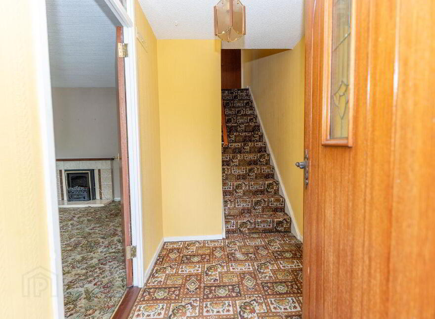 9 Rossmara Park, Warrenpoint, Newry, BT34 3NX