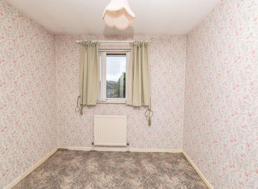 9 Rossmara Park, Warrenpoint, Newry, BT34 3NX