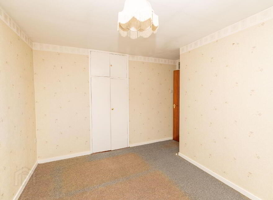 9 Rossmara Park, Warrenpoint, Newry, BT34 3NX