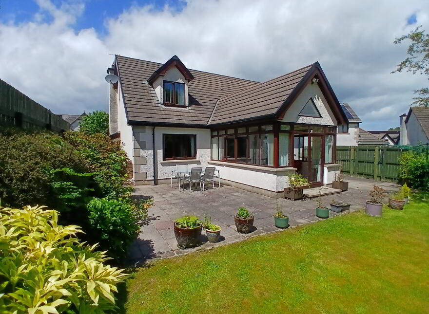 42 Rowley Meadows, Newcastle, BT33 0RW