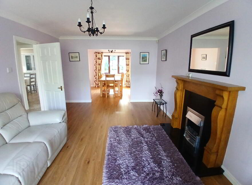 42 Rowley Meadows, Newcastle, BT33 0RW