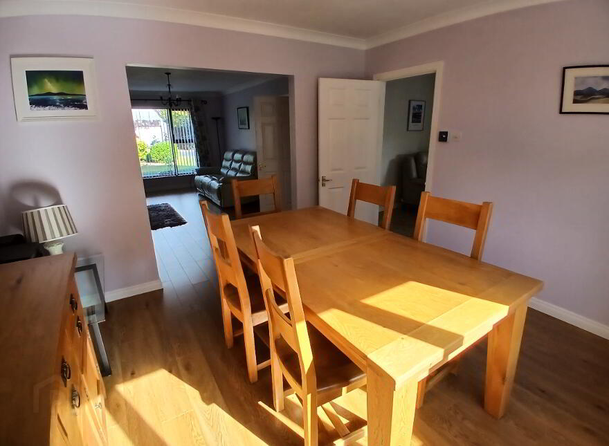 42 Rowley Meadows, Newcastle, BT33 0RW