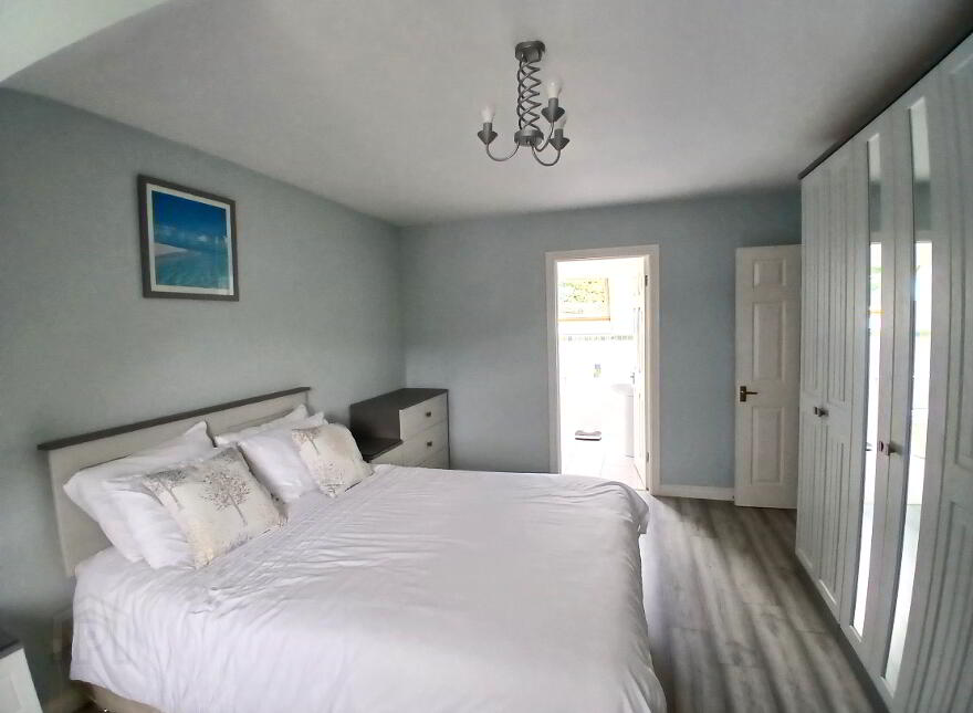42 Rowley Meadows, Newcastle, BT33 0RW