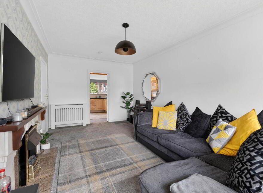 9 Pond Park Avenue, Lisburn, BT28 3JN