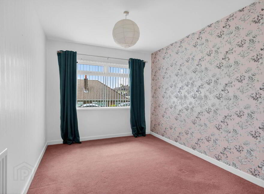9 Pond Park Avenue, Lisburn, BT28 3JN
