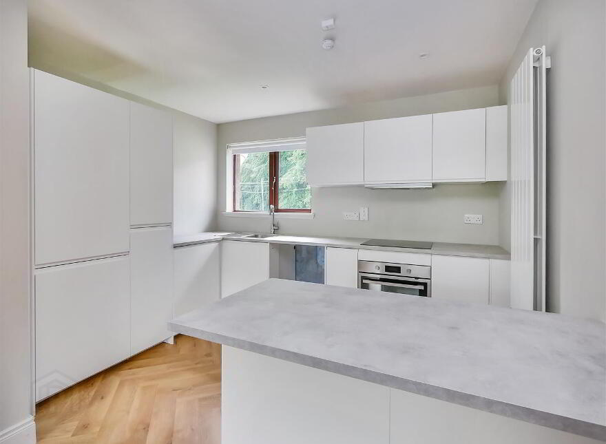 145b Belvoir Drive, Belvoir Park, Belfast, BT8 7DP