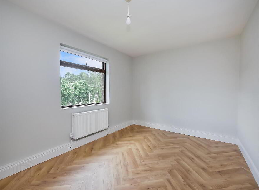 145b Belvoir Drive, Belvoir Park, Belfast, BT8 7DP