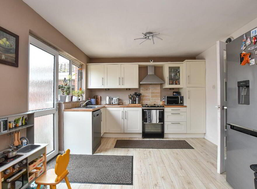 14 Carlton Park, Bangor, BT19 6WR