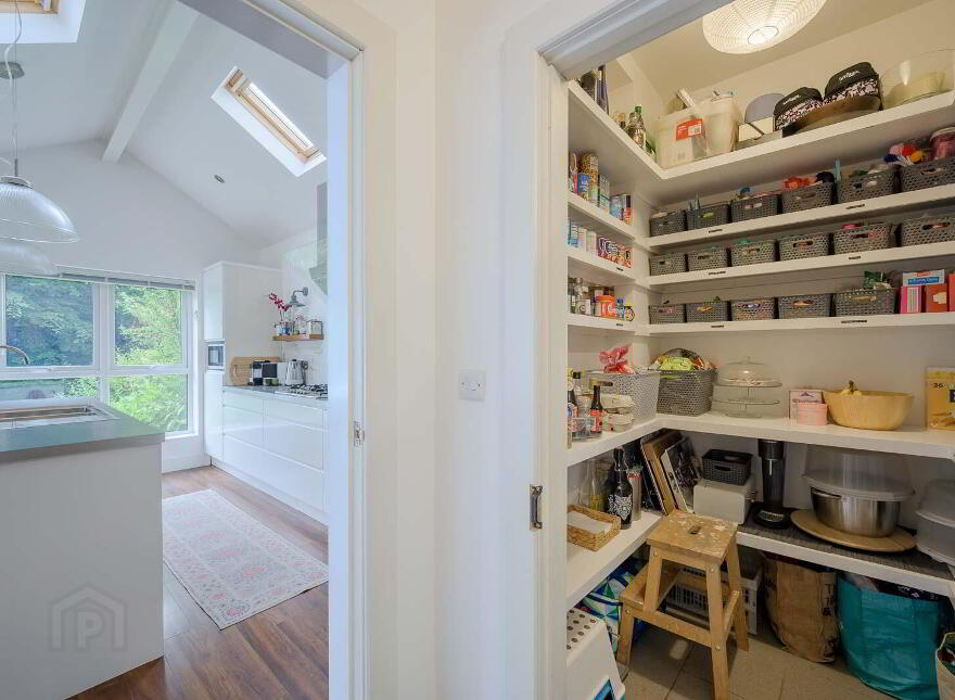 15 Kilhorne Gardens, Belfast, BT5 6NT