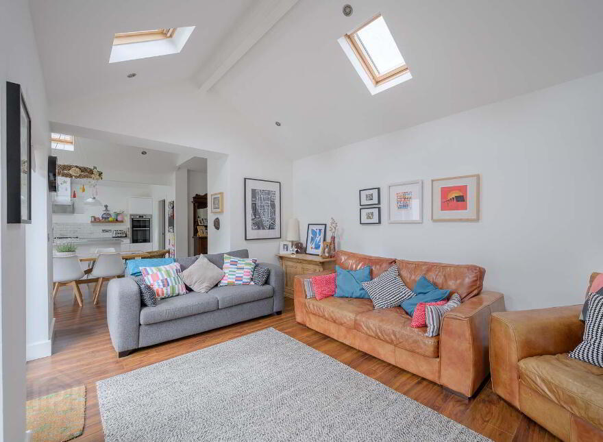 15 Kilhorne Gardens, Belfast, BT5 6NT