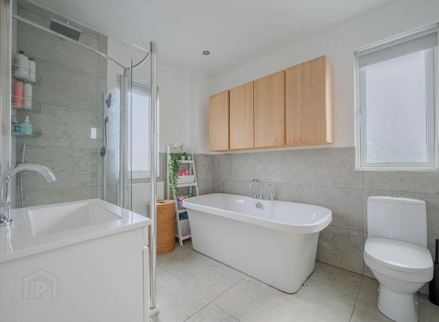 15 Kilhorne Gardens, Belfast, BT5 6NT