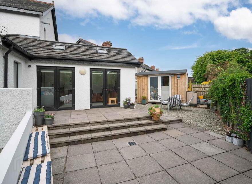 15 Kilhorne Gardens, Belfast, BT5 6NT