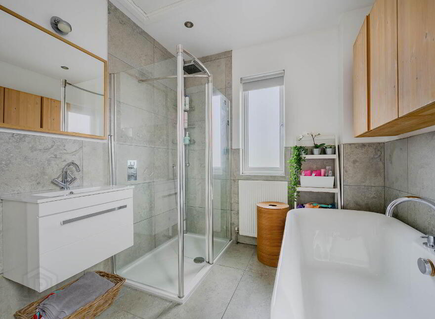 15 Kilhorne Gardens, Belfast, BT5 6NT