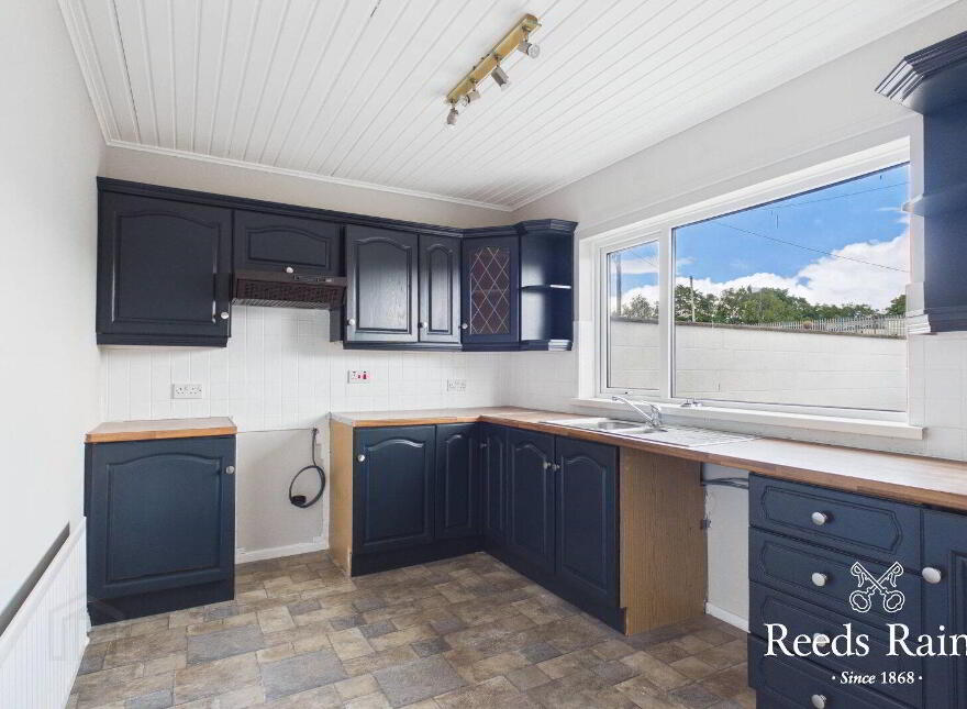 12 Cypress Place, Carrickfergus, BT38 8EJ