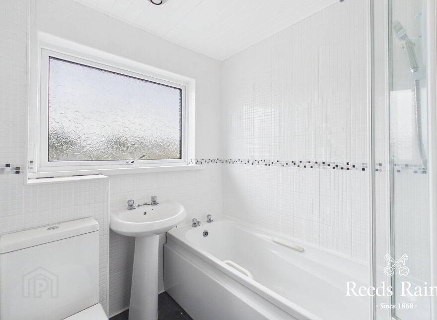 12 Cypress Place, Carrickfergus, BT38 8EJ