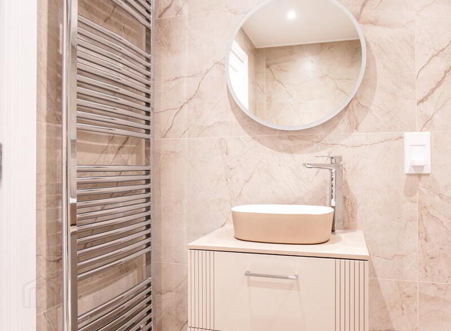 Apt 6, Priory Gate, Priory Park, Holywood, BT18 0LG