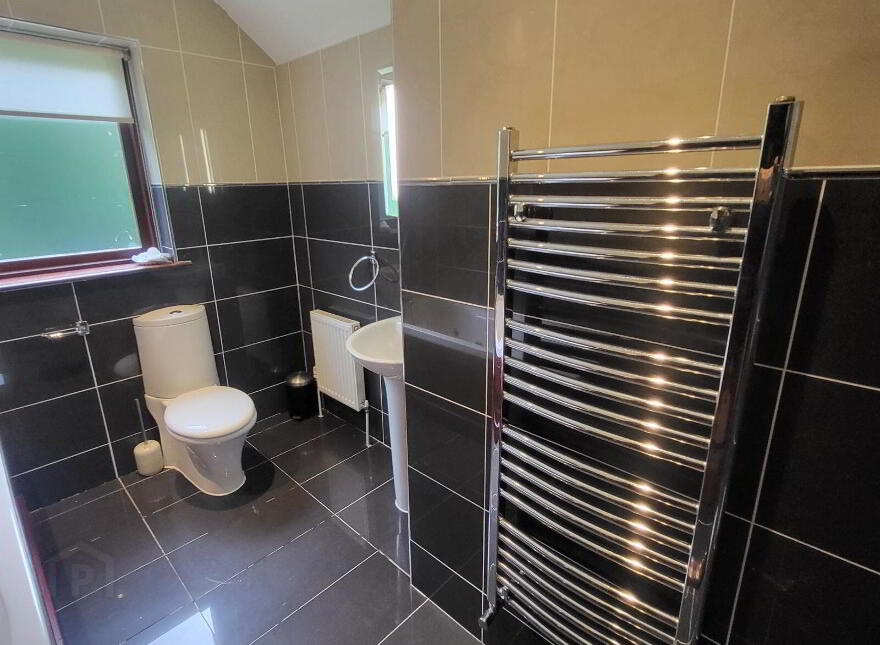 11 Errew Drive, Lough Rinn, Cloone Grange, N41E838