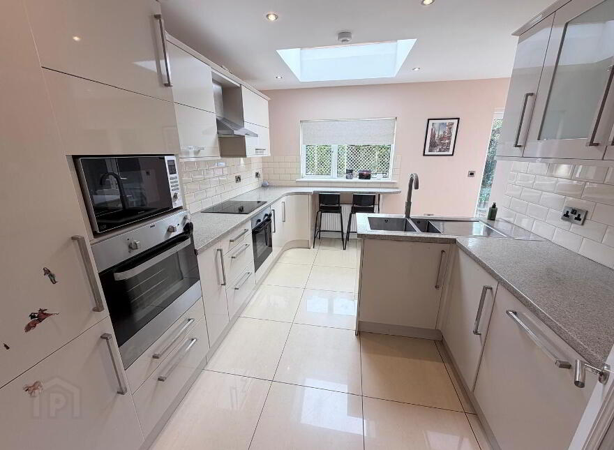 16 Beechwood Park, Ballinlough, T12N2R5