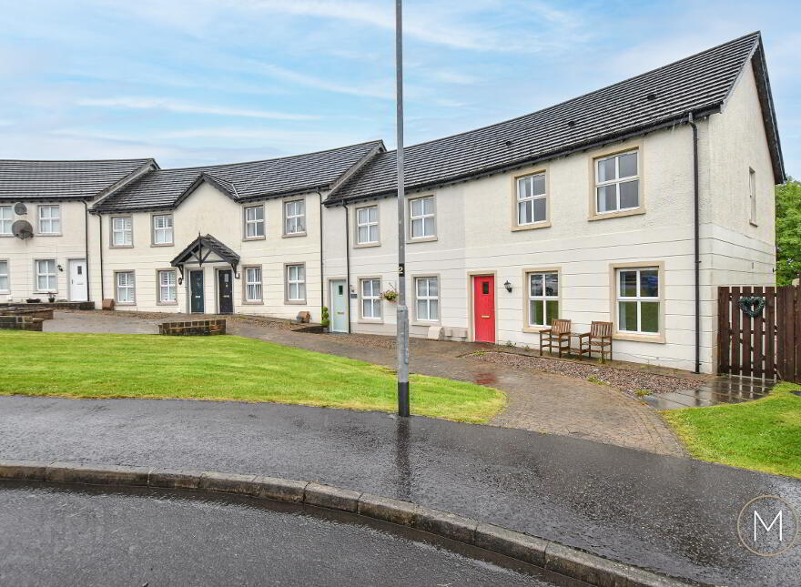 6 Loranville, Larne, BT40 2AY