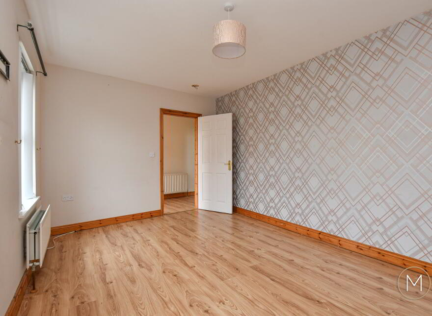 6 Loranville, Larne, BT40 2AY