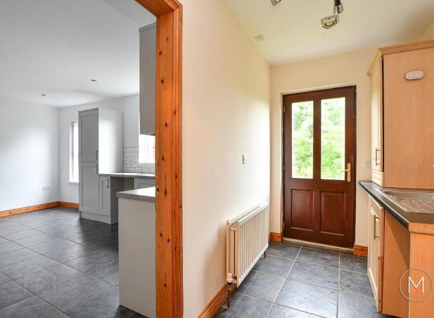 6 Loranville, Larne, BT40 2AY