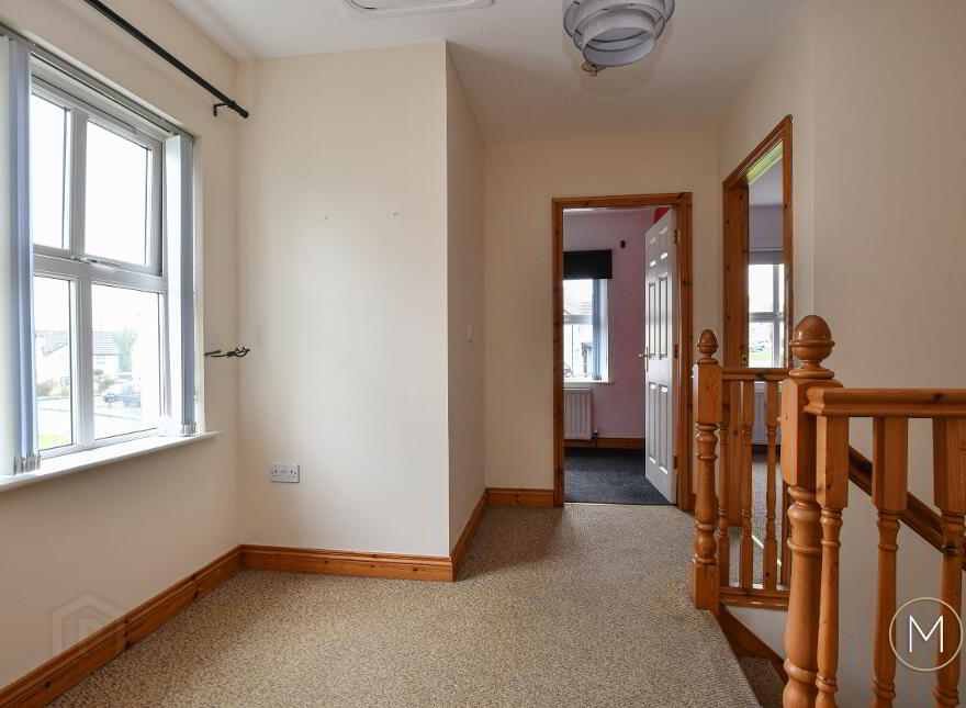 6 Loranville, Larne, BT40 2AY