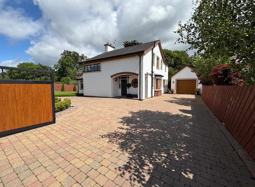 5 Rathdallan, Well Road, Warrenpoint, Newry, BT34 3UQ