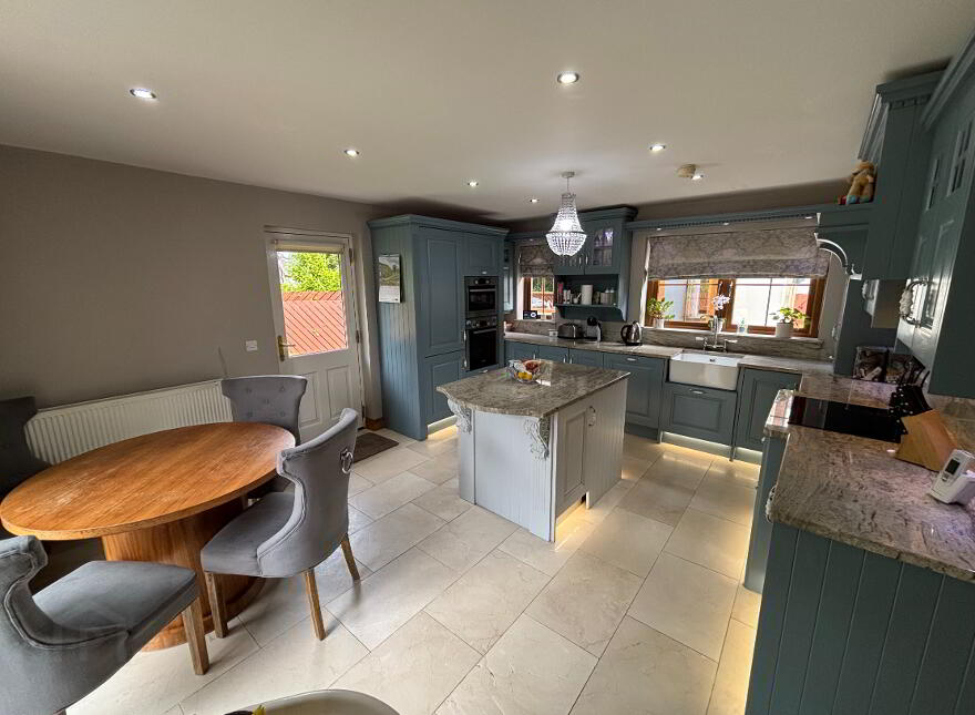5 Rathdallan, Well Road, Warrenpoint, Newry, BT34 3UQ