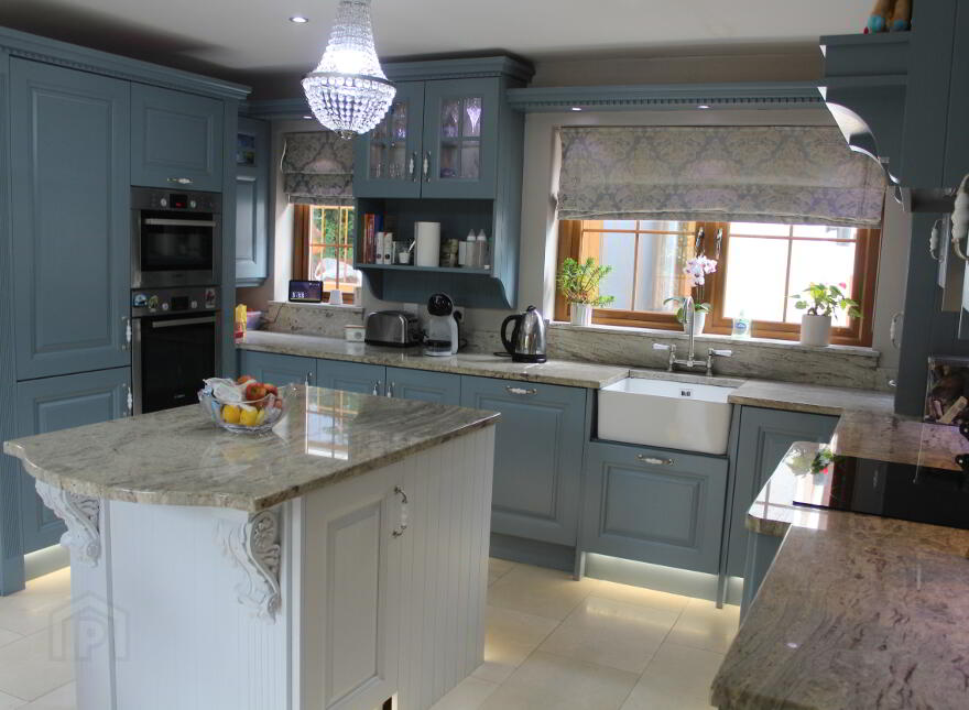 5 Rathdallan, Well Road, Warrenpoint, Newry, BT34 3UQ