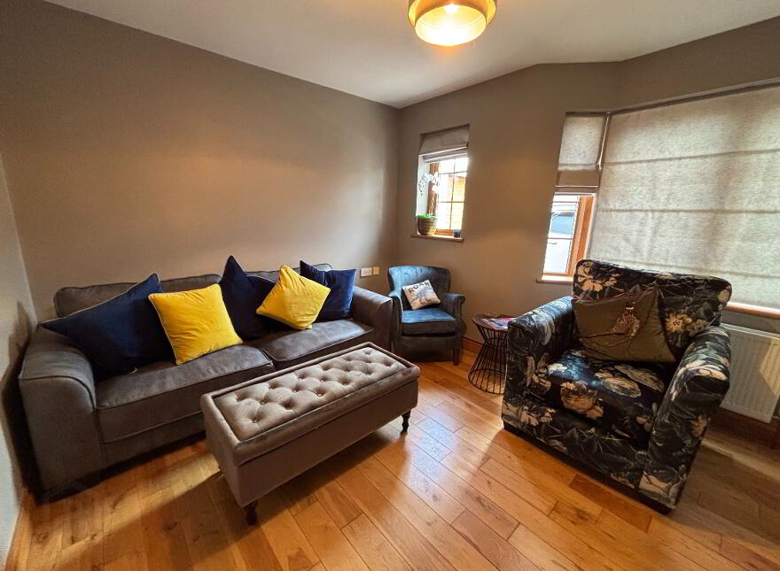5 Rathdallan, Well Road, Warrenpoint, Newry, BT34 3UQ