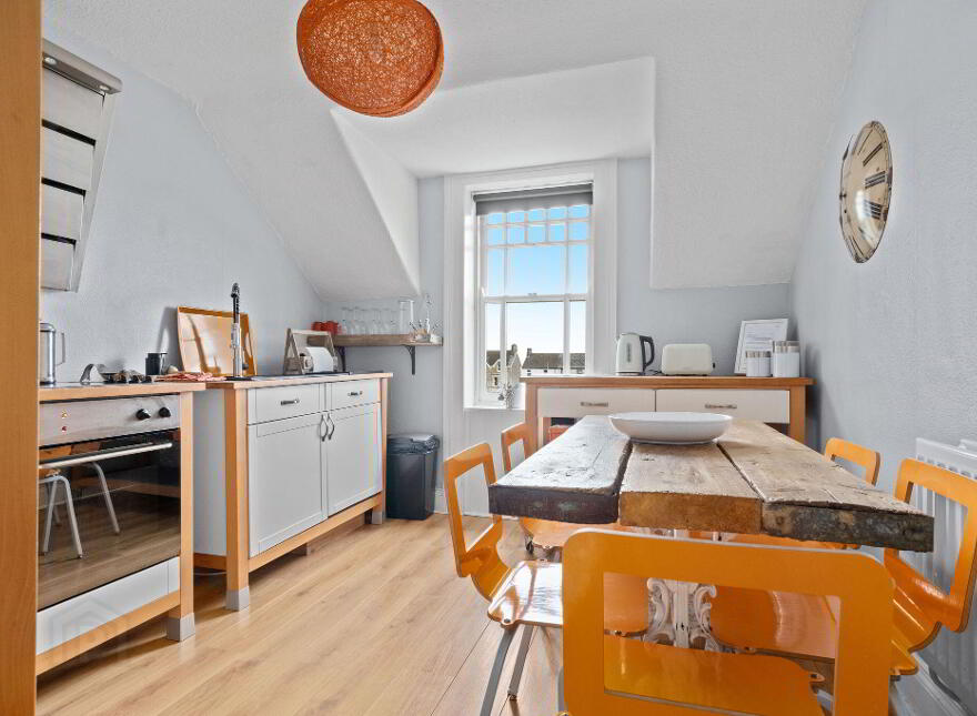 9C Dhu Varren Park, Portrush, BT56