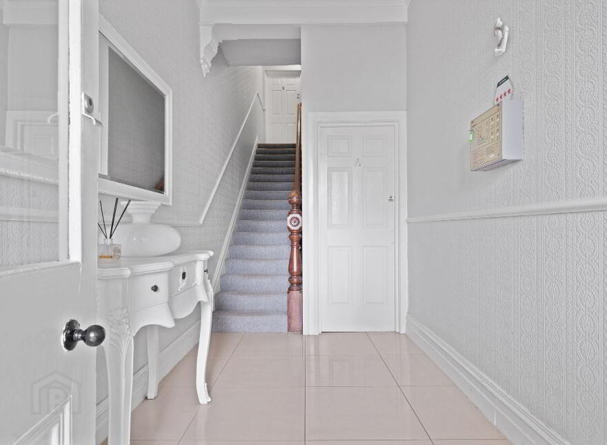 9C Dhu Varren Park, Portrush, BT56
