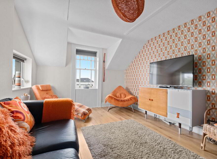 9C Dhu Varren Park, Portrush, BT56