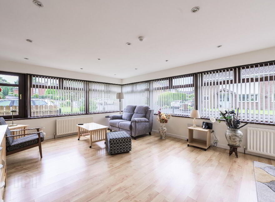 2 St Johns Park, Moira, BT67 0NL