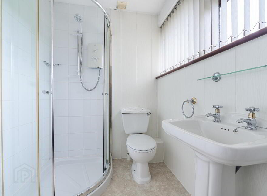 2 St Johns Park, Moira, BT67 0NL
