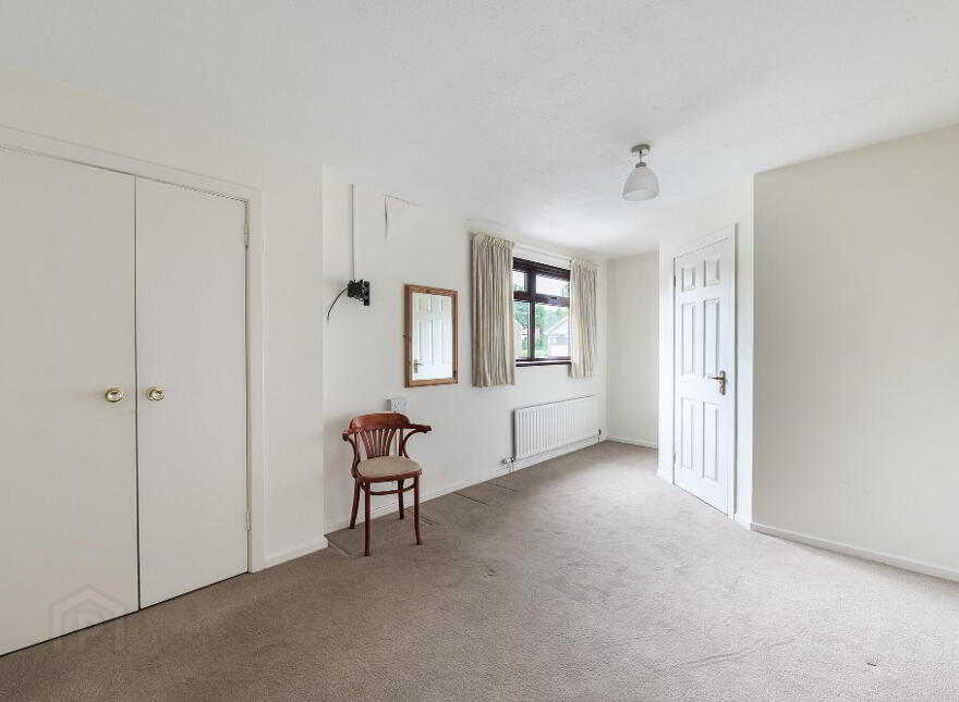 2 St Johns Park, Moira, BT67 0NL