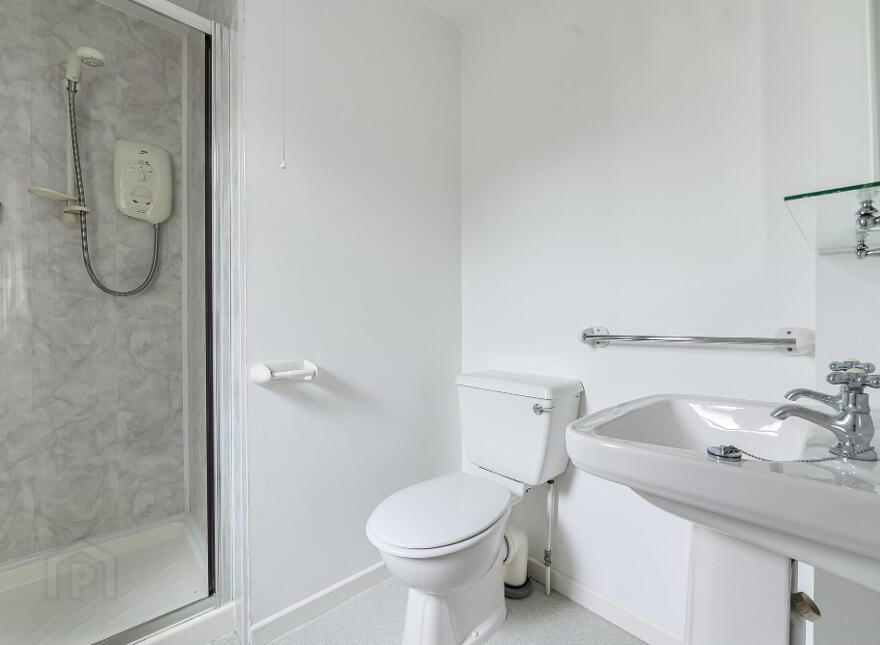 2 St Johns Park, Moira, BT67 0NL