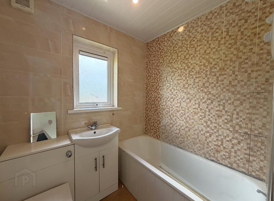 37g Greenpark Drive, Antrim, BT41 4EN