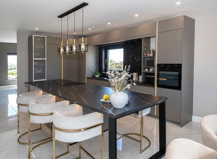 Ballybrusa West, Ardmore, Grange, P36PF10