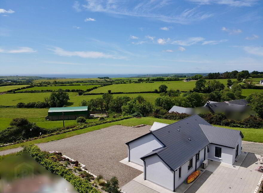 Ballybrusa West, Ardmore, Grange, P36PF10
