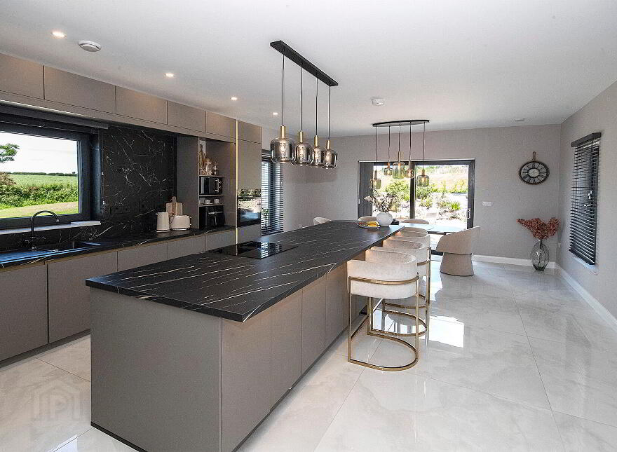 Ballybrusa West, Ardmore, Grange, P36PF10