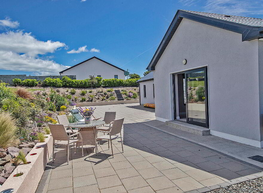 Ballybrusa West, Ardmore, Grange, P36PF10