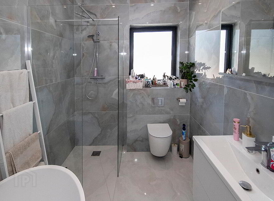 Ballybrusa West, Ardmore, Grange, P36PF10