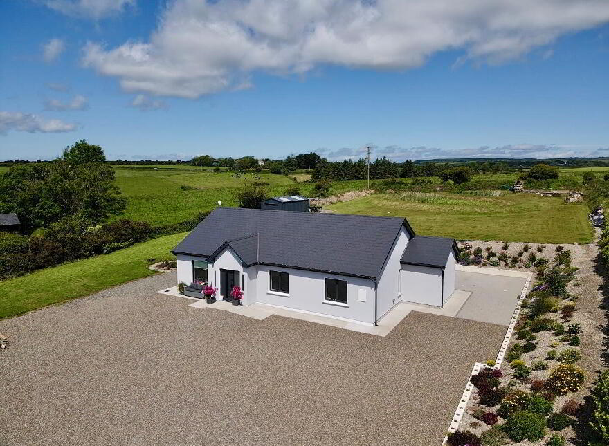 Ballybrusa West, Ardmore, Grange, P36PF10