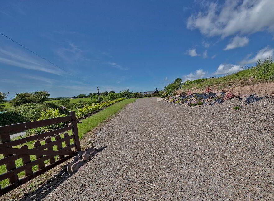 Ballybrusa West, Ardmore, Grange, P36PF10