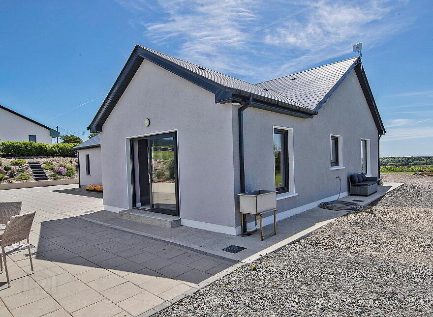 Ballybrusa West, Ardmore, Grange, P36PF10
