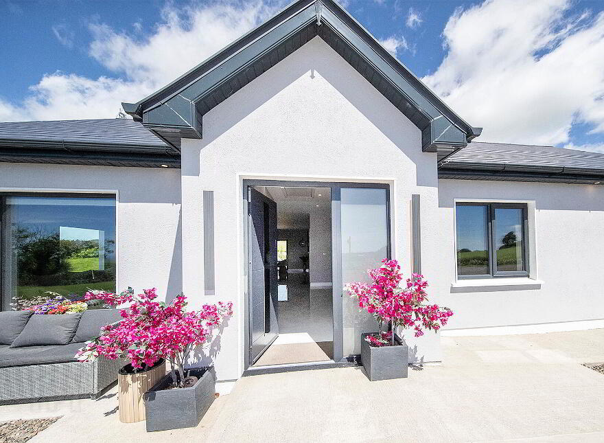 Ballybrusa West, Ardmore, Grange, P36PF10