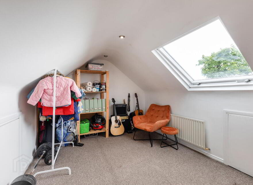 80 Loopland Drive, Belfast, BT6 9DX