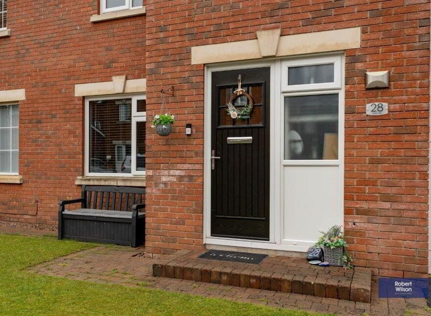 28 Holly Hill, Dollingstown, BT66 7UB