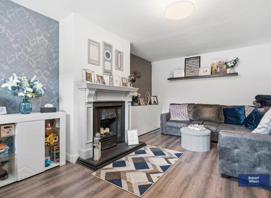 28 Holly Hill, Dollingstown, BT66 7UB